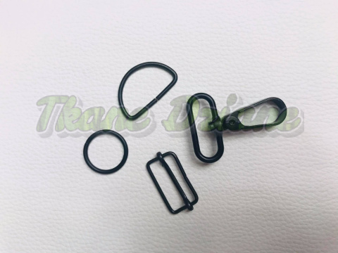 KARABIŃCZYK METALOWY CZARNY OKSYDOWANY 32mm KARABIŃCZYK METALOWY CZARNY OKSYDOWANY 32mm