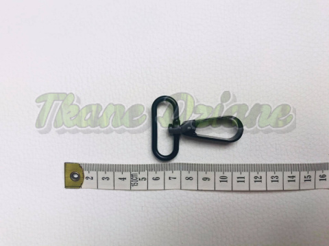 KARABIŃCZYK METALOWY CZARNY OKSYDOWANY 32mm KARABIŃCZYK METALOWY CZARNY OKSYDOWANY 32mm