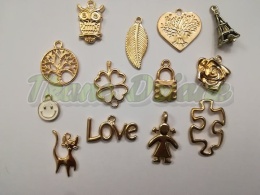 PRZYWIESZKA ZŁOTA KOT